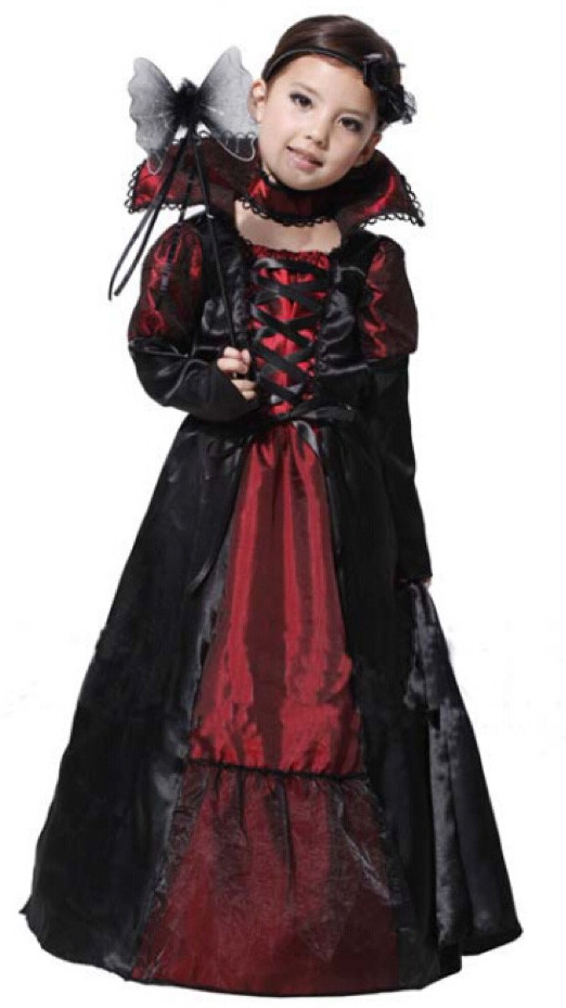 Vampiress Halloween Costume
